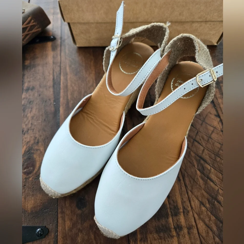 Toni Pons Costa 5 Lloret Espadrille White Leather. Size US 7.5. New.